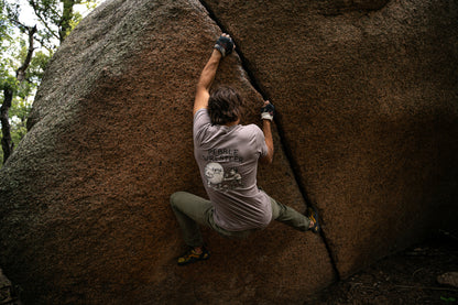 Pebble Wrestler